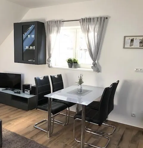 Miraka Apartmán *